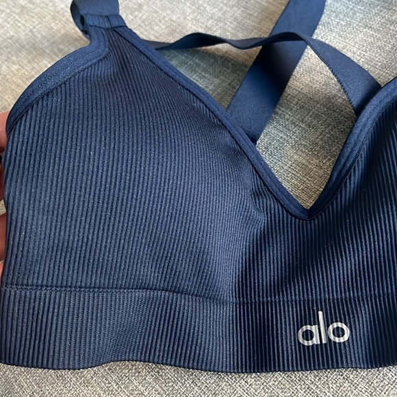 Alo Seamless Ribbed Strength Bra Size Small * - Picture 4 of 8